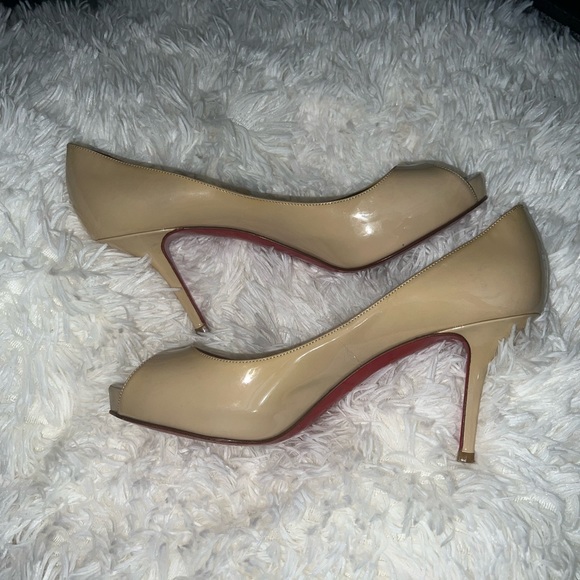 Christian Louboutin nude peep toe heel size 37 1/2 - Picture 4 of 5